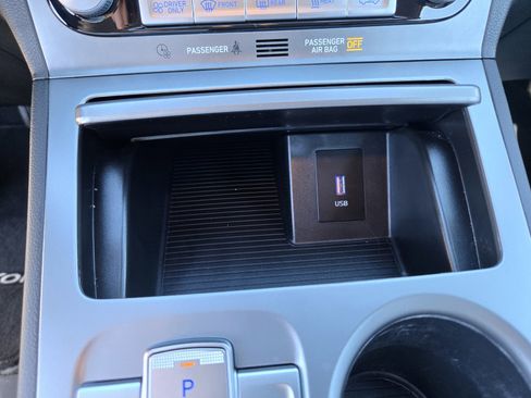 Certified 2023 Hyundai Kona SE image 18