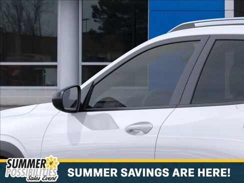 New 2026 Chevrolet Trax ACTIV w/ Sunroof Package FWD image 12