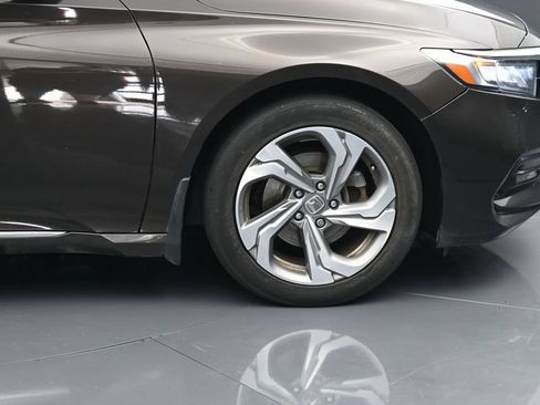 Used 2018 Honda Accord EX-L image 11