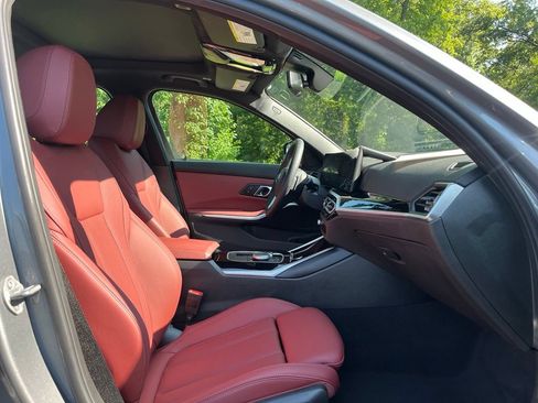 Used 2024 BMW 330i xDrive Sedan w/ Convenience Package AWD/4WD image 26
