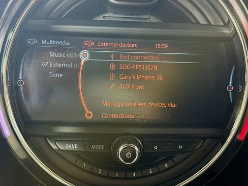 Used 2017 MINI Cooper 4-Door Hardtop FWD image 18