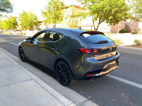Used 2021 MAZDA MAZDA3 s FWD image 10