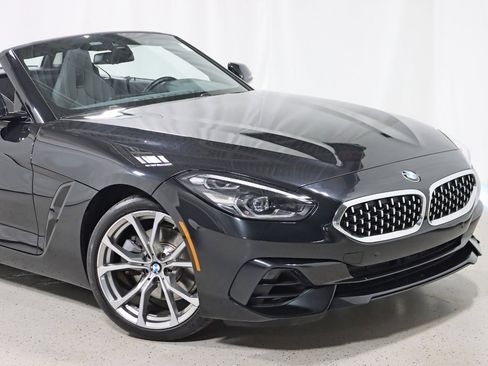 Used 2022 BMW Z4 sDrive30i w/ Convenience Package image 3