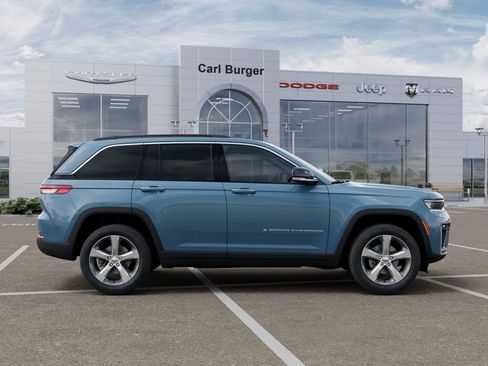New 2026 Jeep Grand Cherokee Limited w/ Luxury Tech Group II RWD image 21