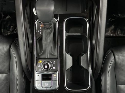 Used 2025 Kia Telluride S image 24