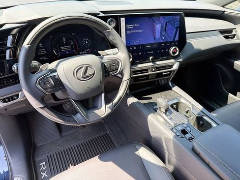 Used 2025 Lexus RX 350 Premium w/ Accessory Package AWD/4WD image 9