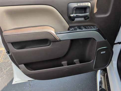 Used 2017 Chevrolet Silverado 1500 LTZ Z71 w/ LTZ Plus Package image 15