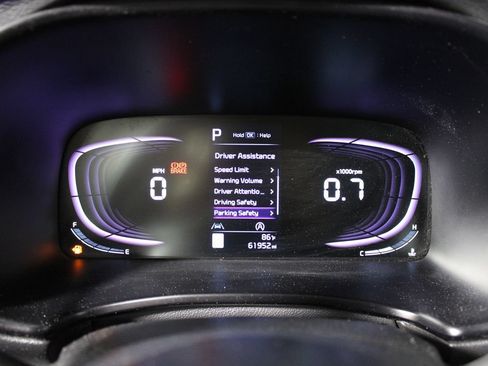 Used 2023 Kia Soul LX w/ Option Group 015 FWD image 14