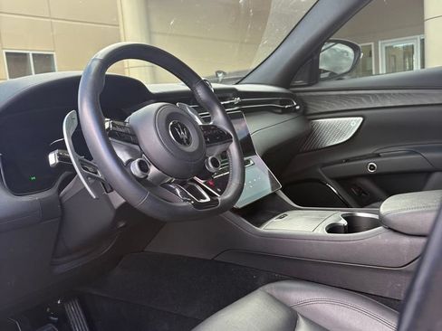 Used 2023 Maserati Grecale GT AWD/4WD image 2