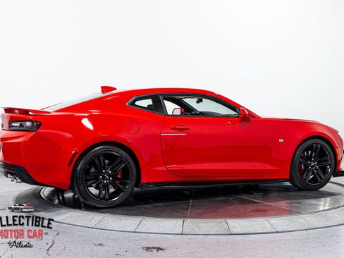 Used 2016 Chevrolet Camaro SS RWD image 22