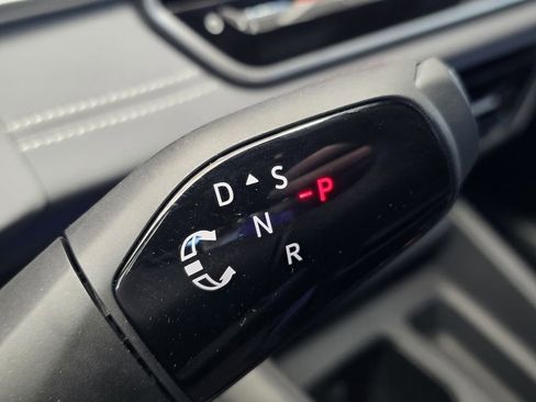 New 2026 Volkswagen Tiguan SE R-Line image 16