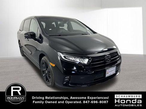 Certified 2024 Honda Odyssey Sport image 3