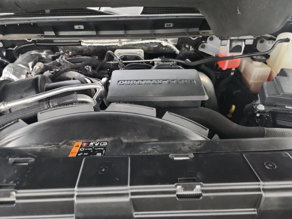Used 2025 Chevrolet Silverado 2500 ZR2 w/ Technology Package AWD/4WD image 30