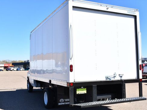 New 2027 Ford E-450 and Econoline 450 Super Duty w/ Power Equipment Group RWD image 14