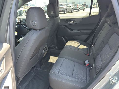 New 2026 Chevrolet Equinox LT FWD image 11
