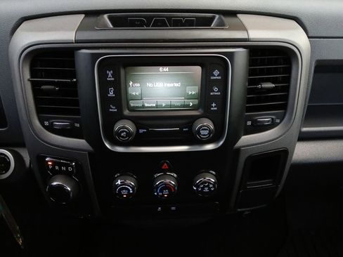 Used 2017 RAM 1500 Express image 7