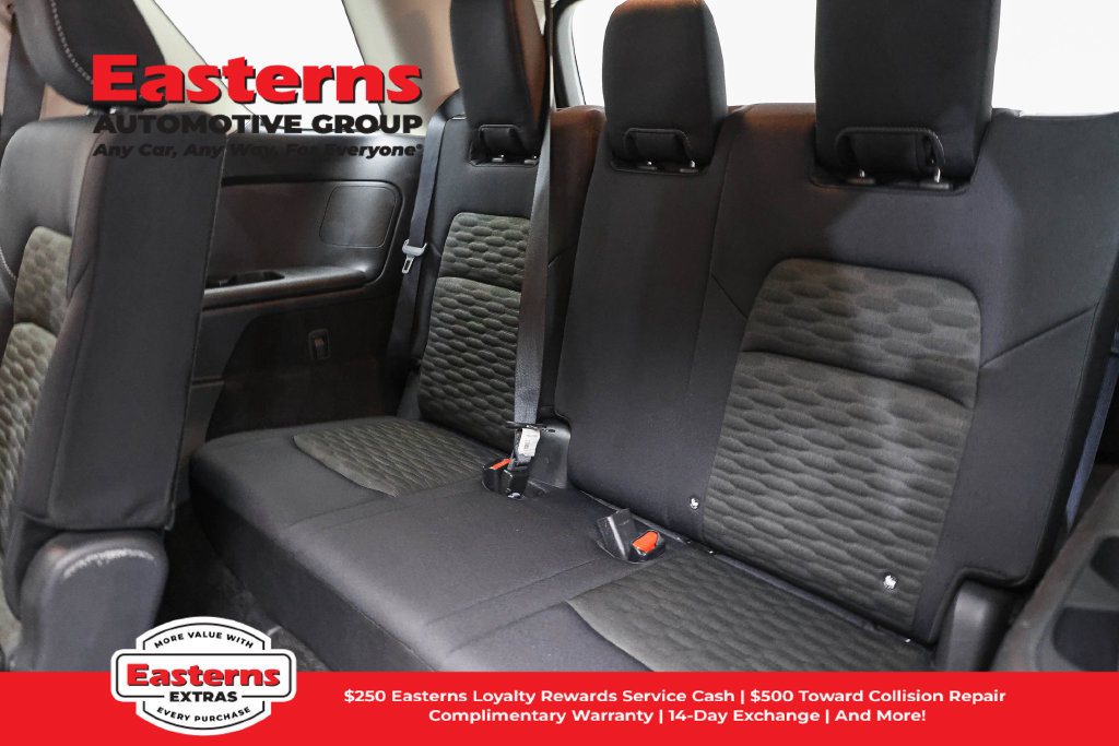Used 2024 Nissan Pathfinder S AWD/4WD image 27