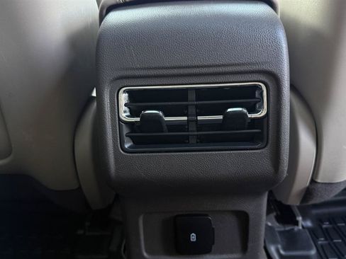 Used 2021 Lincoln Corsair Grand Touring AWD/4WD image 39