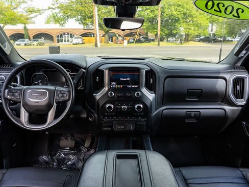 Used 2020 GMC Sierra 2500 Denali w/ Denali Ultimate Package AWD/4WD image 10