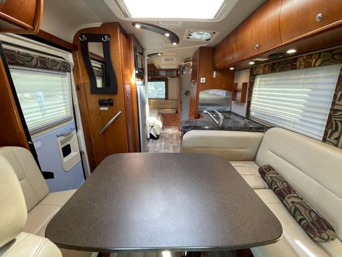 Used 2013 Mercedes-Benz Sprinter 3500 image 19