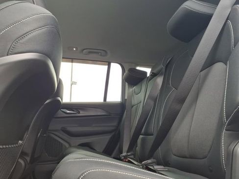 Certified 2023 Jeep Grand Cherokee Laredo w/ Luxury Tech Group I AWD/4WD image 15