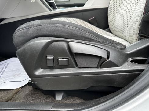 Used 2011 Chevrolet Equinox LS w/ LPO, Protection Package FWD image 8