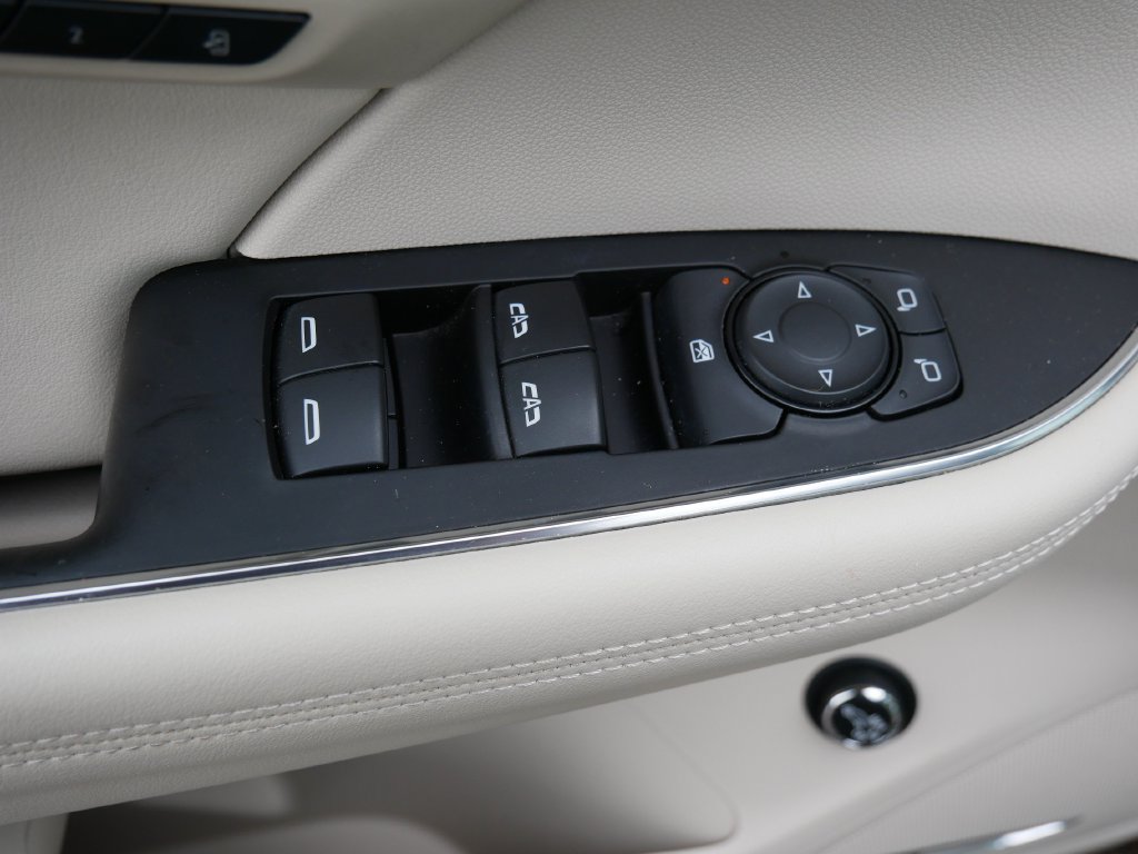 Used 2023 Buick Envision Avenir AWD/4WD image 17
