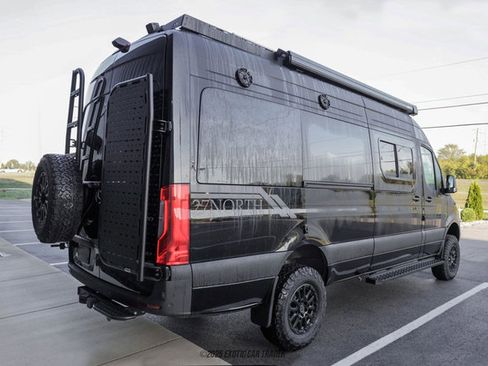 Used 2024 Mercedes-Benz Sprinter 2500 image 8