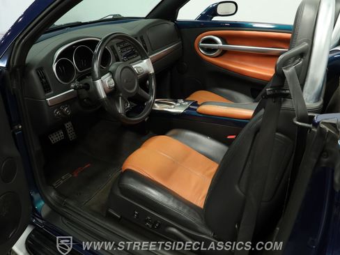 Used 2005 Chevrolet SSR w/ Preferred Equipment Group image 4