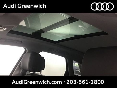 Used 2023 Audi Q5 2.0T Premium w/ Convenience Package AWD/4WD image 15
