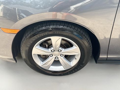 Used 2018 Honda Odyssey EX-L image 32