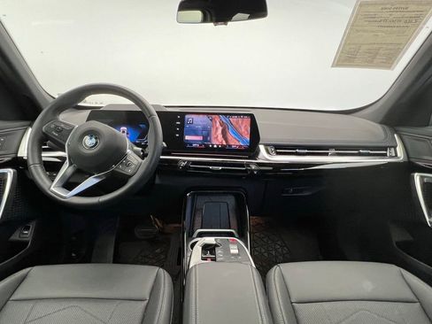 Certified 2025 BMW X1 xDrive28i AWD/4WD image 10