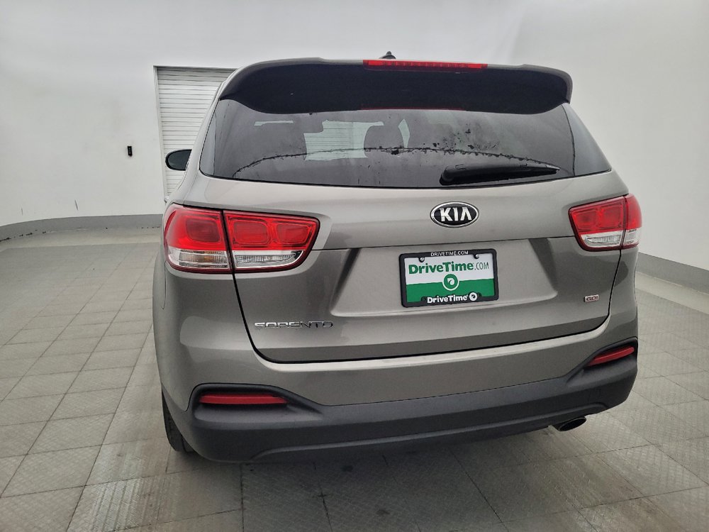 Used 2016 Kia Sorento L FWD image 6