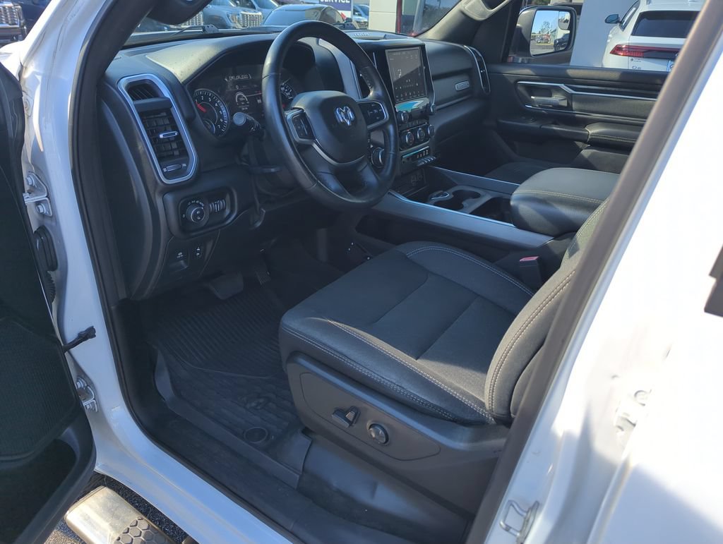 Used 2019 RAM 1500 Big Horn AWD/4WD image 10