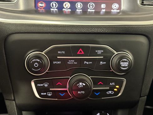 Used 2019 Dodge Charger GT RWD image 23