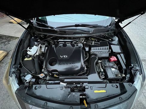 Used 2018 Nissan Maxima SR w/ Midnight Edition image 24