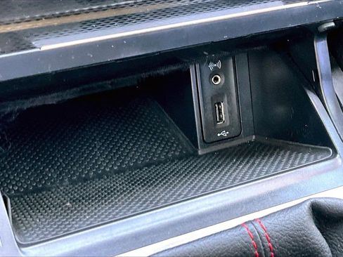 Used 2017 Volkswagen GTI Autobahn FWD image 17