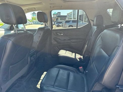 Used 2019 Chevrolet Traverse Premier w/ Redline Edition AWD/4WD image 15