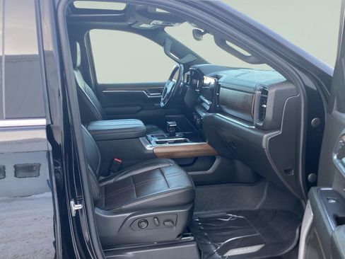 Used 2023 Chevrolet Silverado 1500 High Country w/ High Country Premium Package image 11