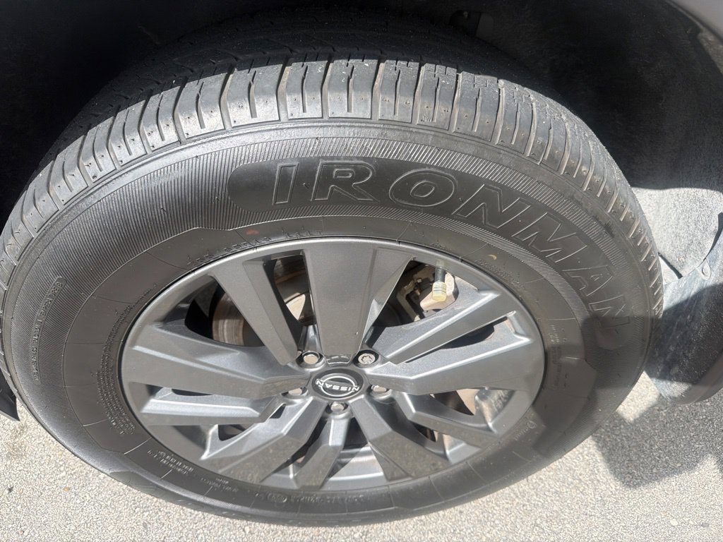 Certified 2024 Nissan Pathfinder S FWD image 10