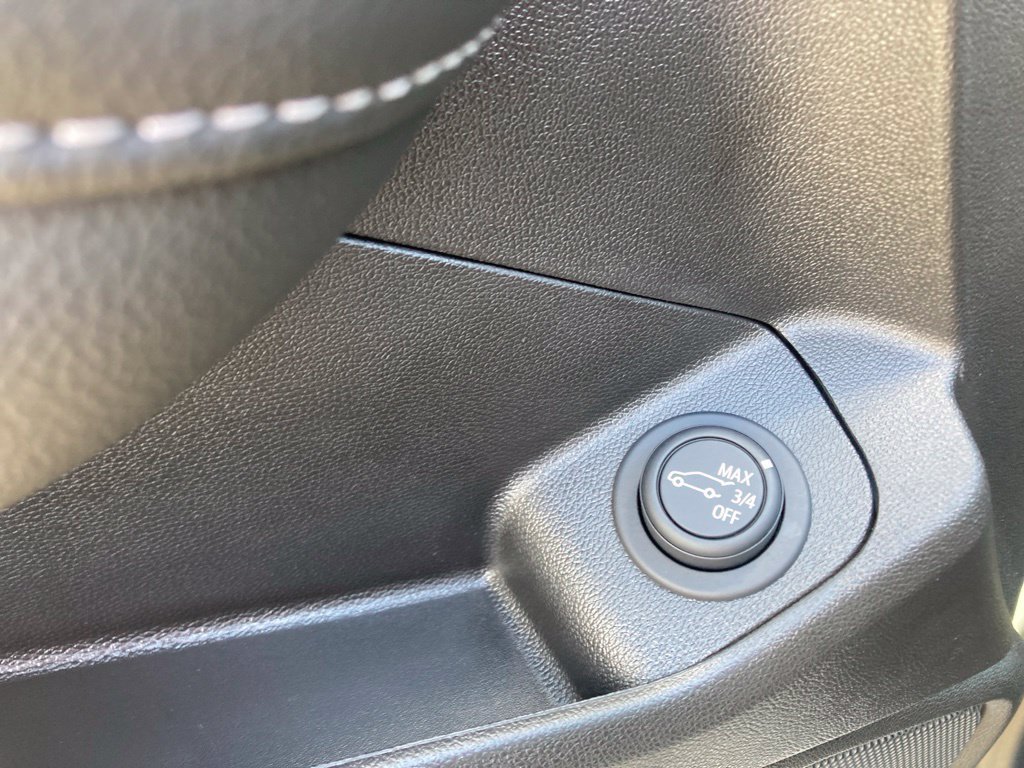Certified 2024 GMC Terrain SLE w/ Driver Convenience Package FWD image 22