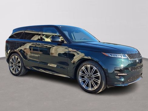 New 2026 Land Rover Range Rover Sport Dynamic SE image 2
