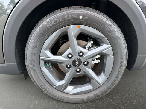 New 2026 Kia K4 FWD image 10