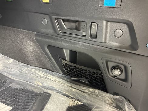 New 2026 Subaru Outback Premium image 32