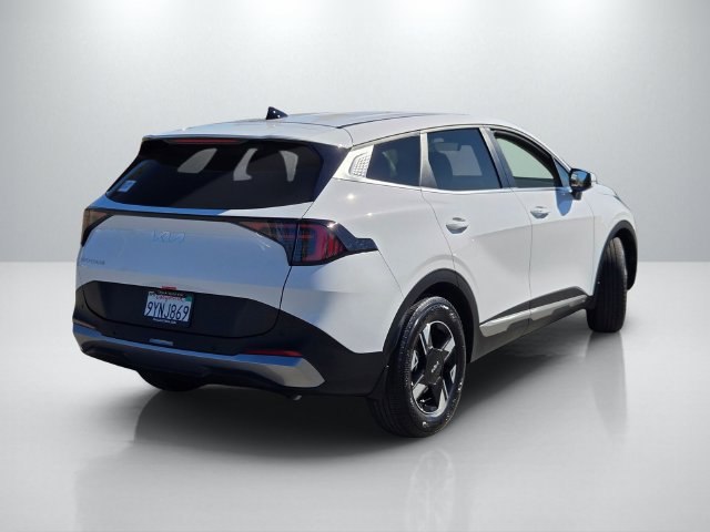 Used 2026 Kia Sportage LX w/ LX Convenience Package FWD image 4