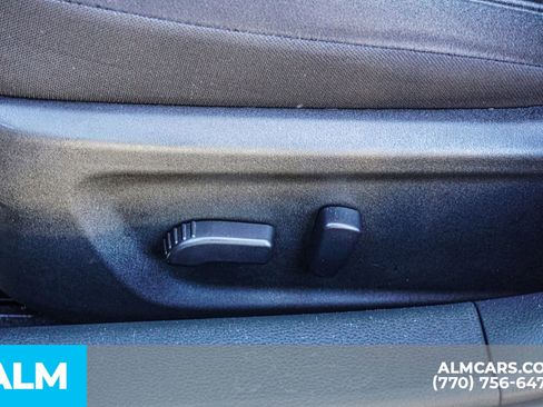 Used 2025 Nissan Altima 2.5 SV image 35