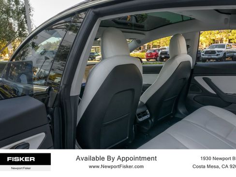 Used 2019 Tesla Model 3 Standard Range Plus image 16