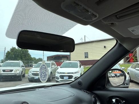 Used 2014 Nissan Juke SV w/ Navigation Package image 29