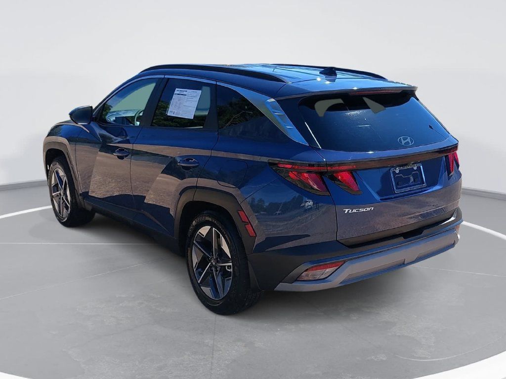Certified 2025 Hyundai Tucson SEL FWD image 7