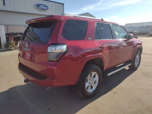 Used 2016 Toyota 4Runner SR5 Premium image 5
